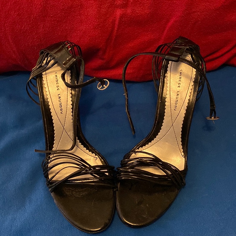 Chinese Laundry strappy sandals